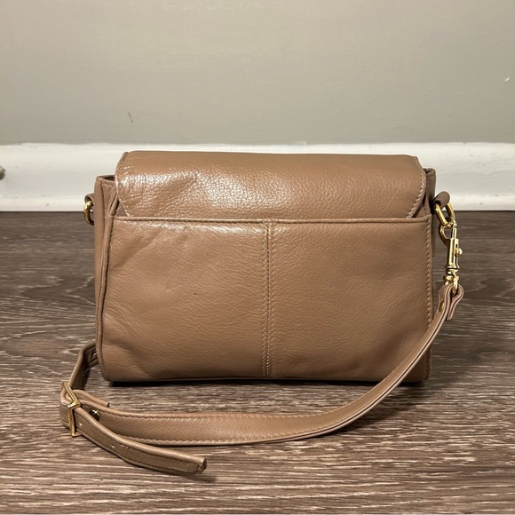 Vintage Etienne Aigner Tan Leather Crossbody Bags - Picture 2 of 8